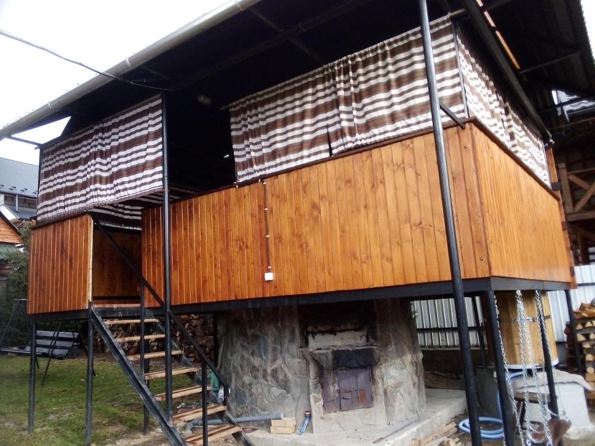 Rukavychka Hotel Яремче Екстериор снимка