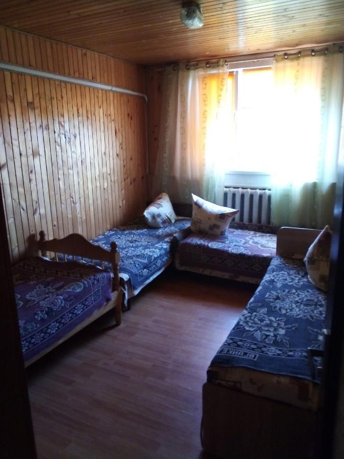 Rukavychka Hotel Яремче Екстериор снимка